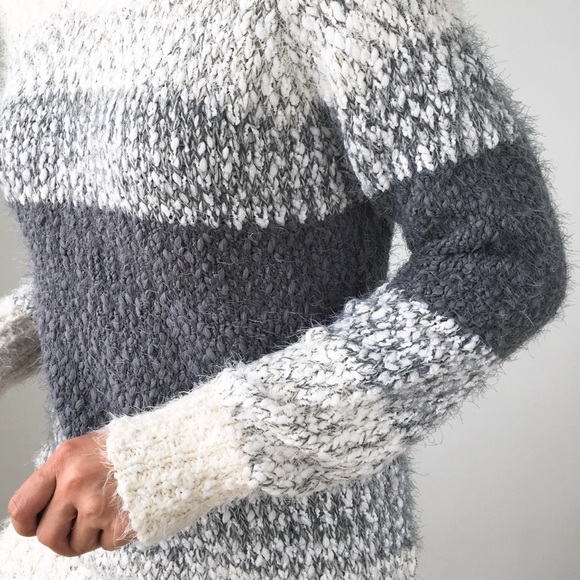 Ultra soft luxe sweater pullover - Picture 5 of 5